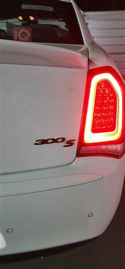 كرايسلر 300